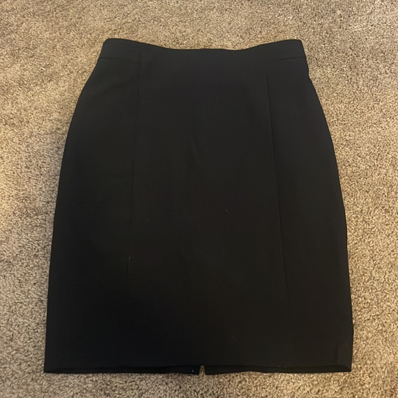 Ann Taylor petite steamed pencil skirt in seasonless stretch - Picture 4 of 5